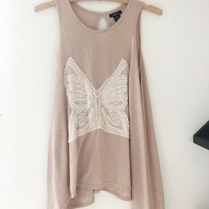 Butterfly tank top 🦋